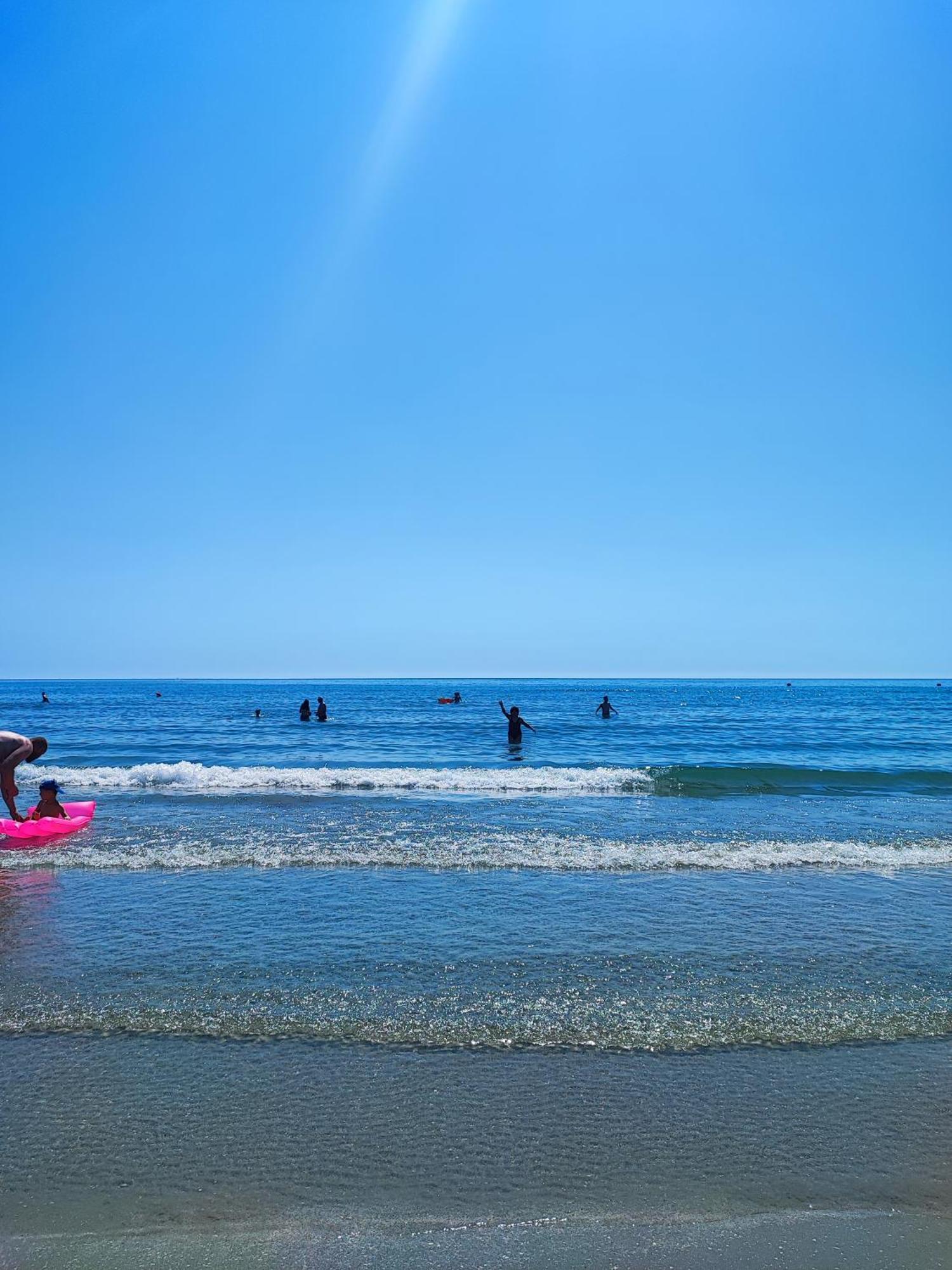 Apartament Studio Teo Blue In Mamaia Nord Нэводари Экстерьер фото